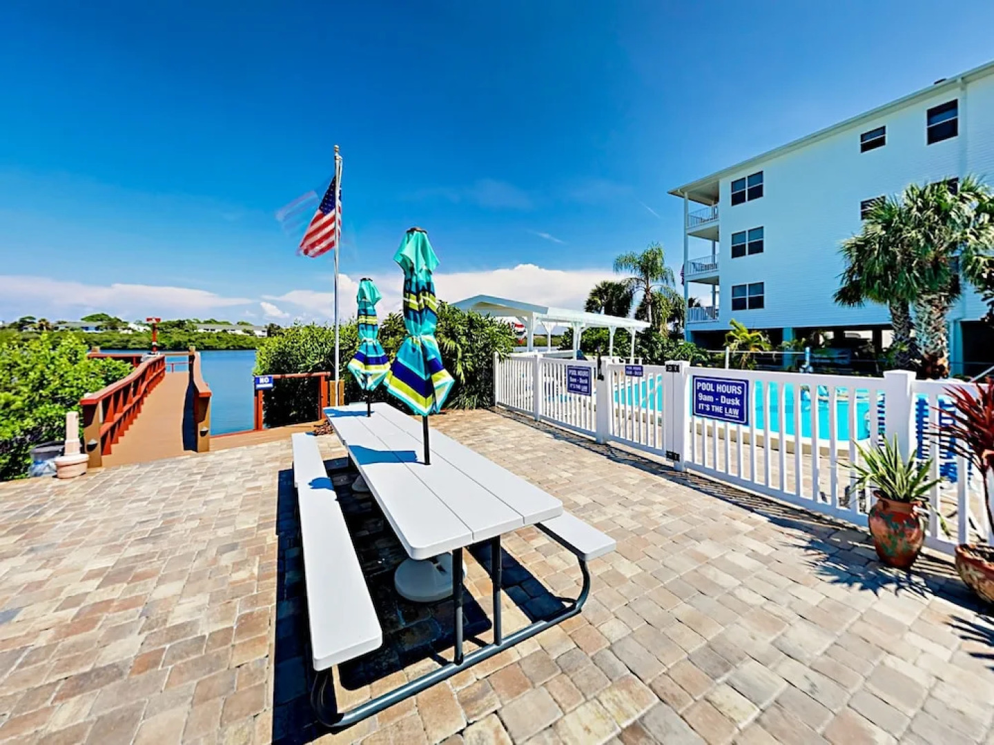 19823 Gulf Blvd Condo Unit 9 2 Bedrooms 2.5 Bathrooms Condo