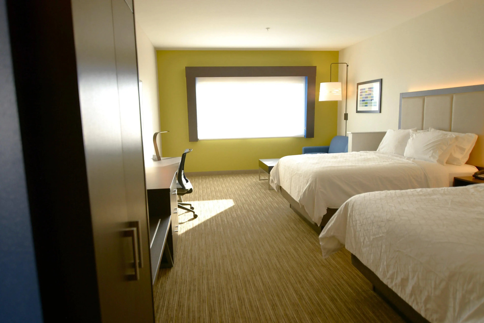 Holiday Inn Express & Suites Onalaska La Crosse Area by IHG