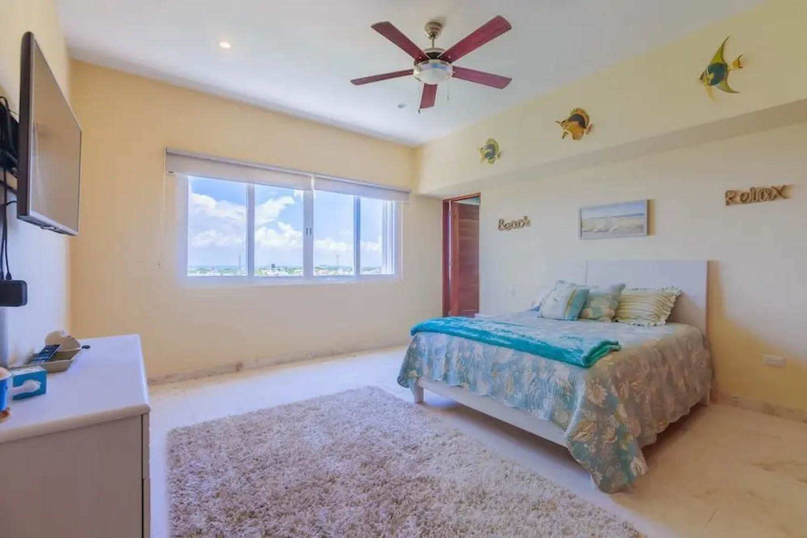 Isla 33 - 4 Bedroom PH #1304