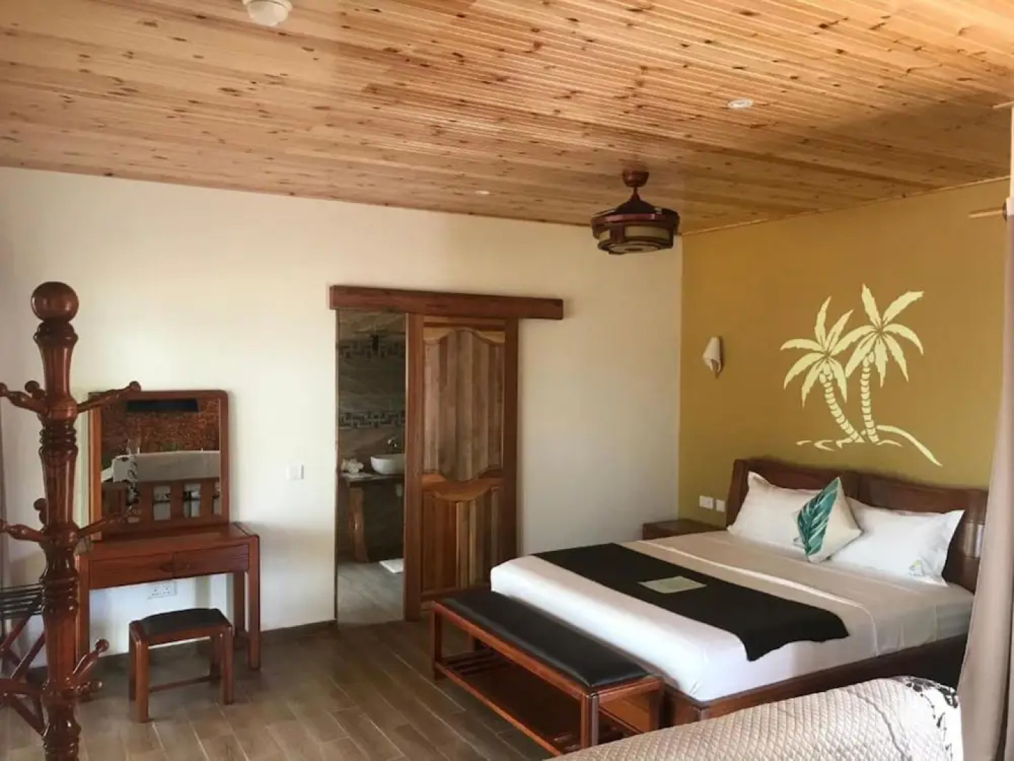 La Digue Luxury Beach Bungalow Spa & Gym