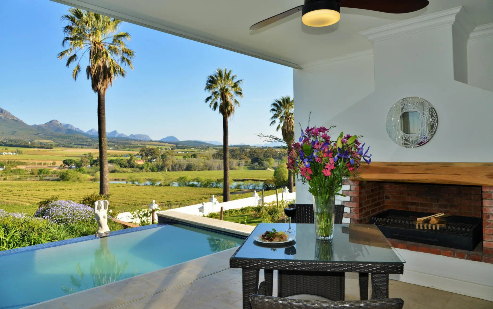 The Coach House at Val du Charron