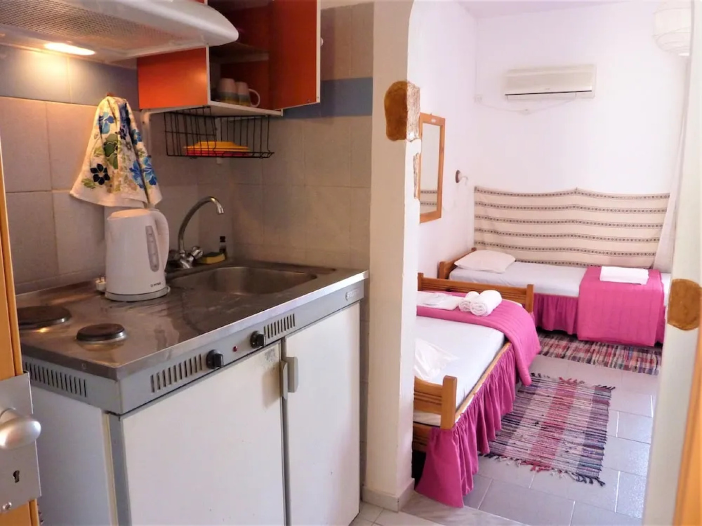 Chios Rooms Panorama