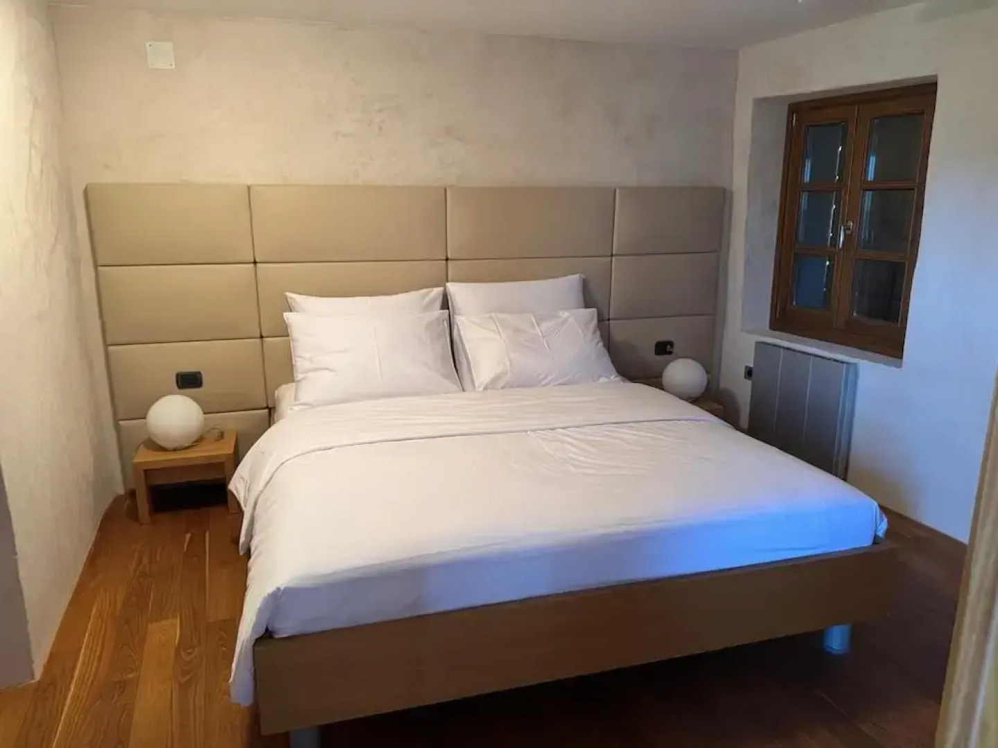 SMARTnoOK Rooms & Apartment