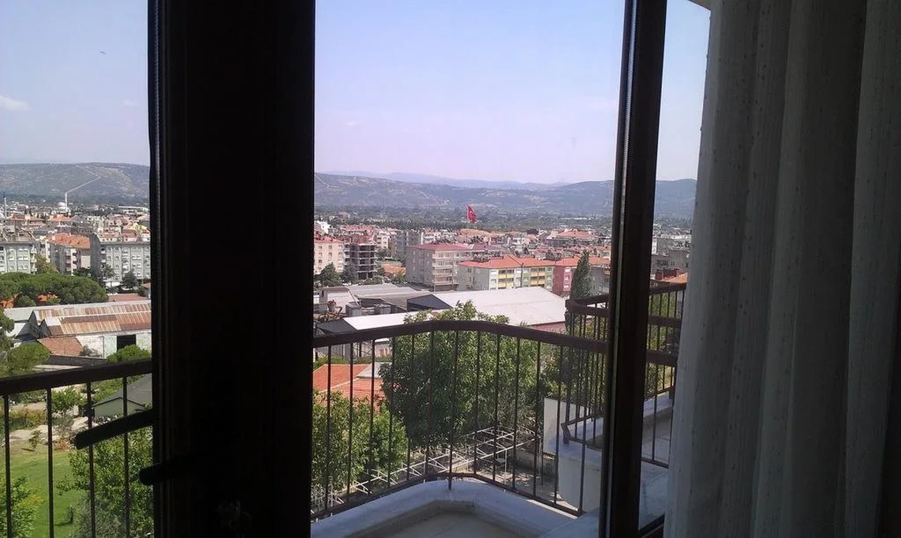 Bergama Ogretmen Evi