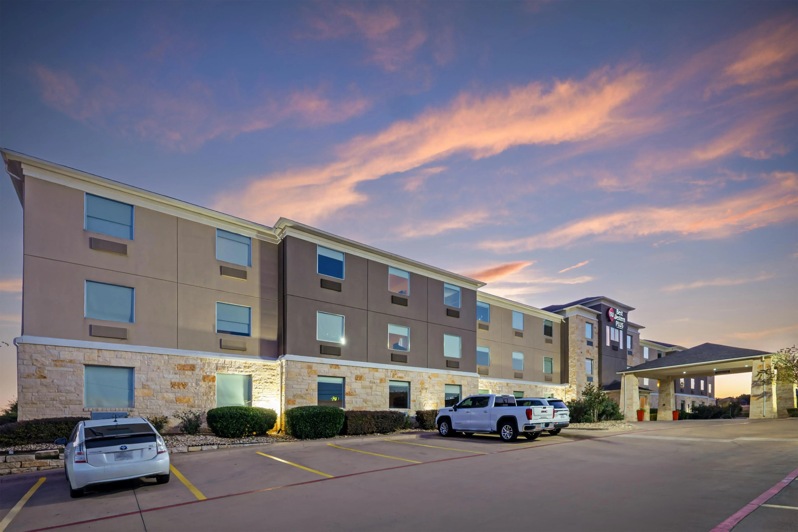 Best Western Plus Killeen/Fort Cavazos Hotel & Suites
