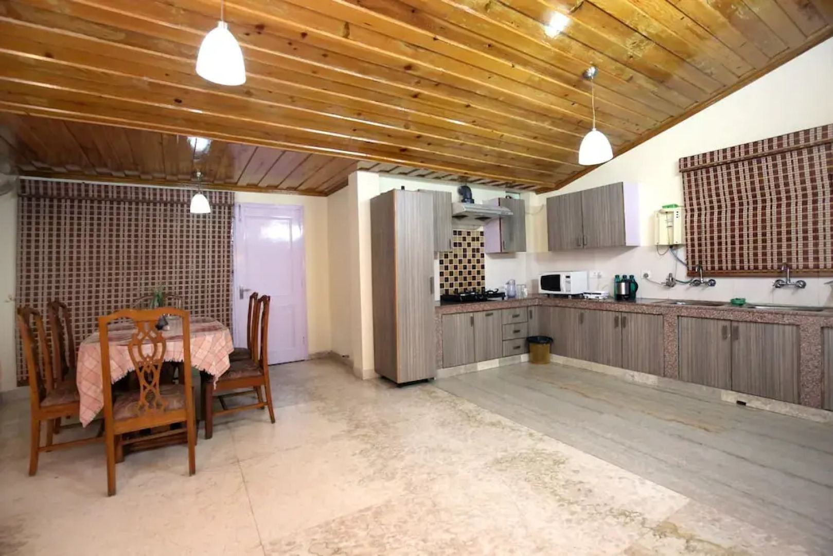 OYO 10097 Home Luxury Cottage Chail