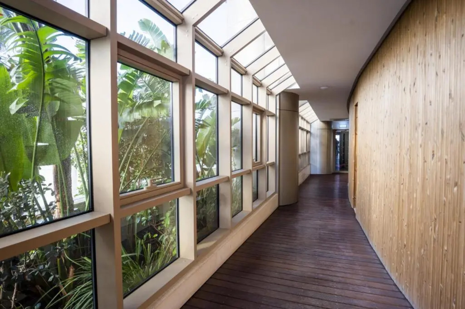 360 Nicosia-3 bedrooms Exclusive Panoramic View Residence