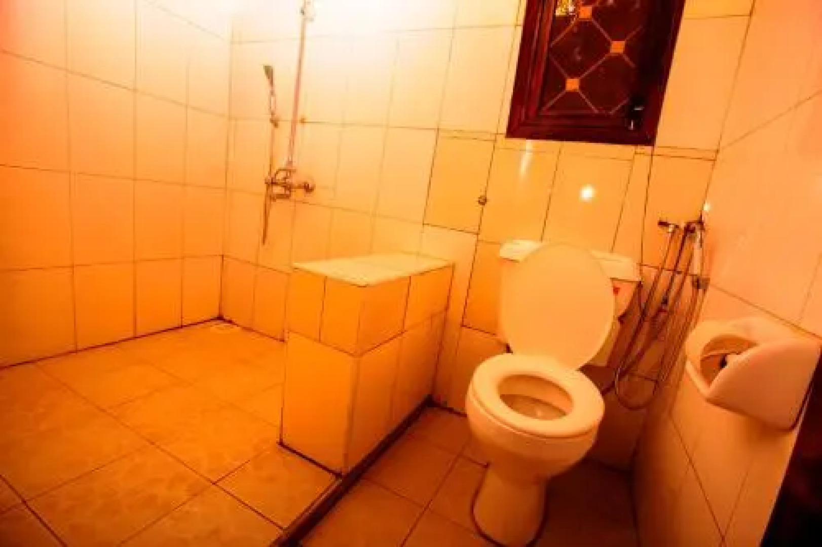 Acacia Hotel and Apartment