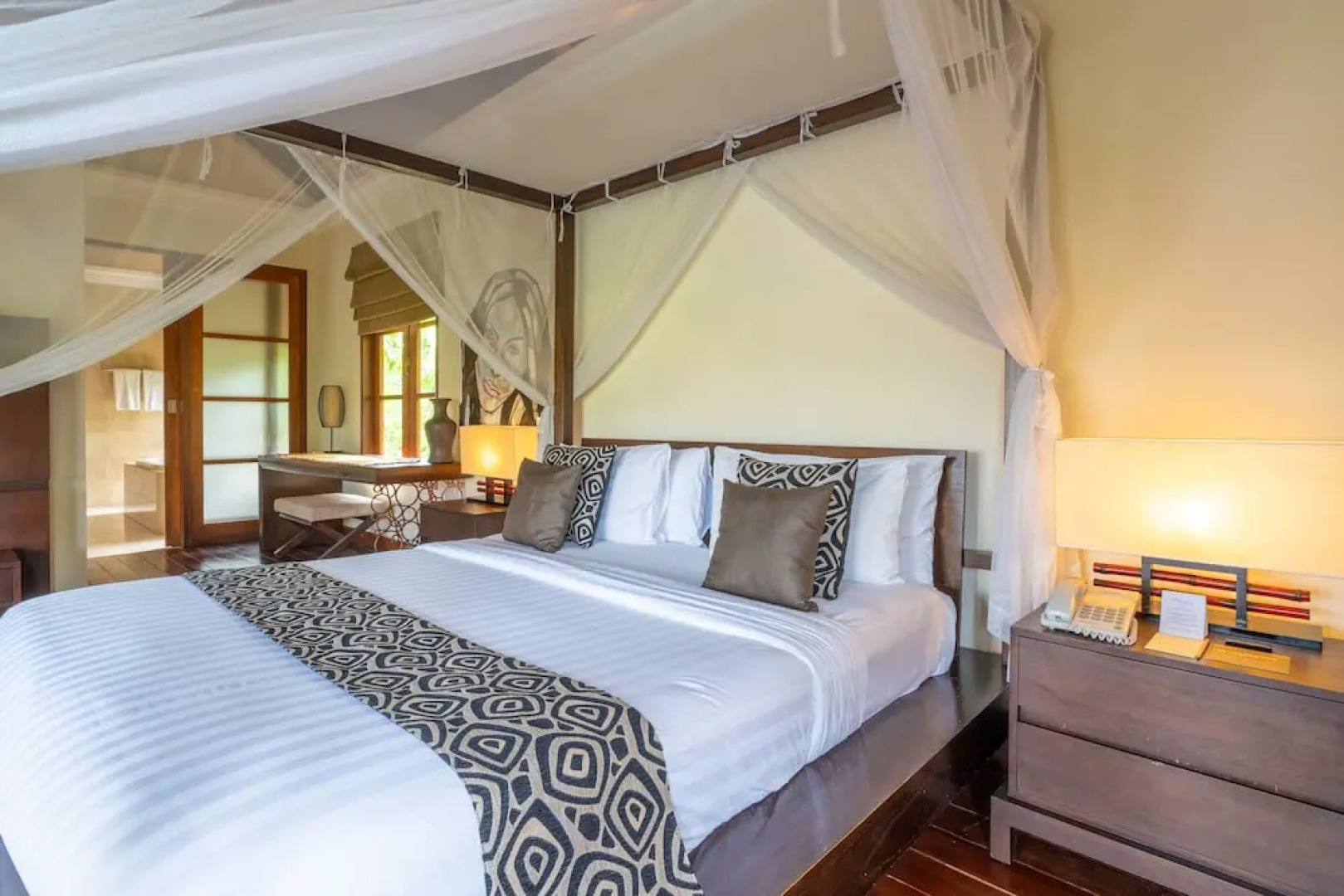 Cliffront Tropical Resort