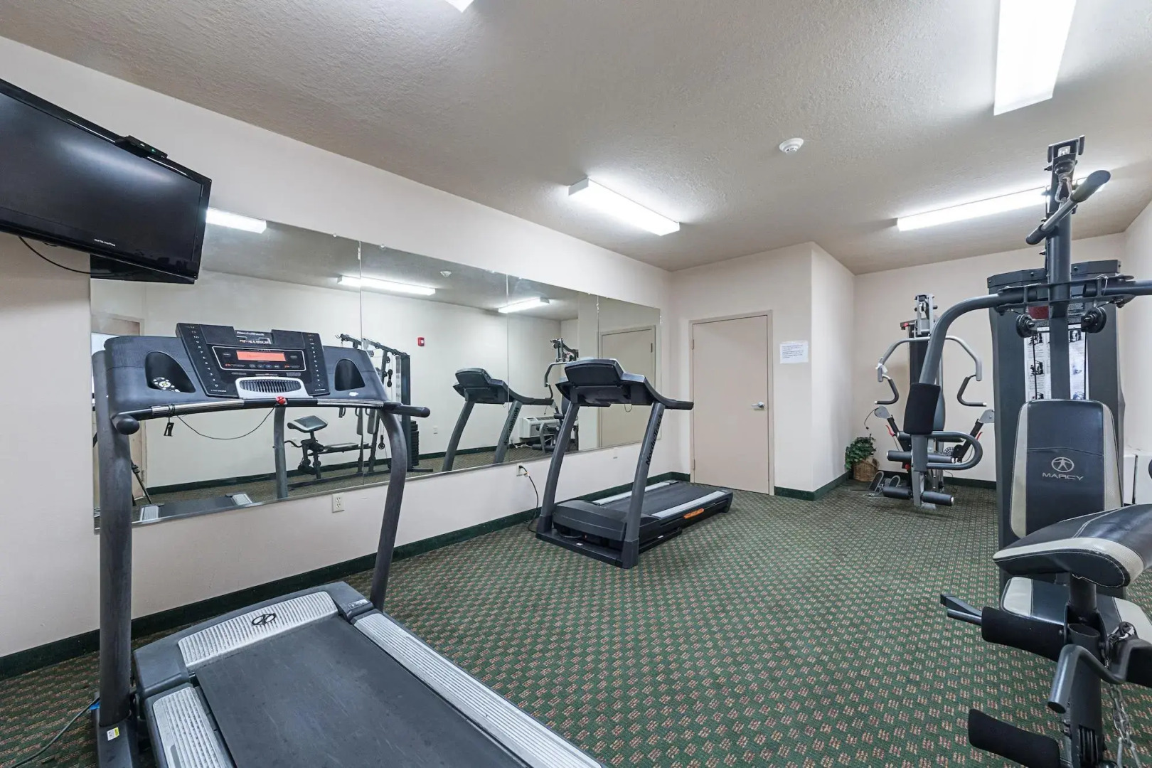 Lone Star Inn & Suites