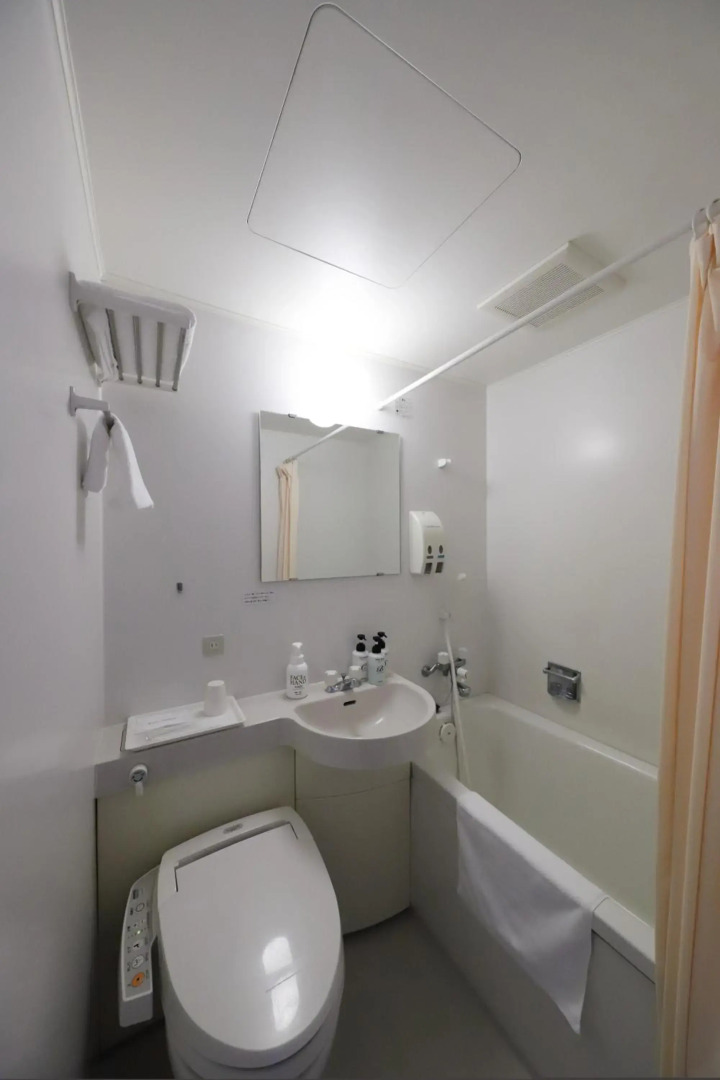 Smile Hotel Takaoka Ekimae