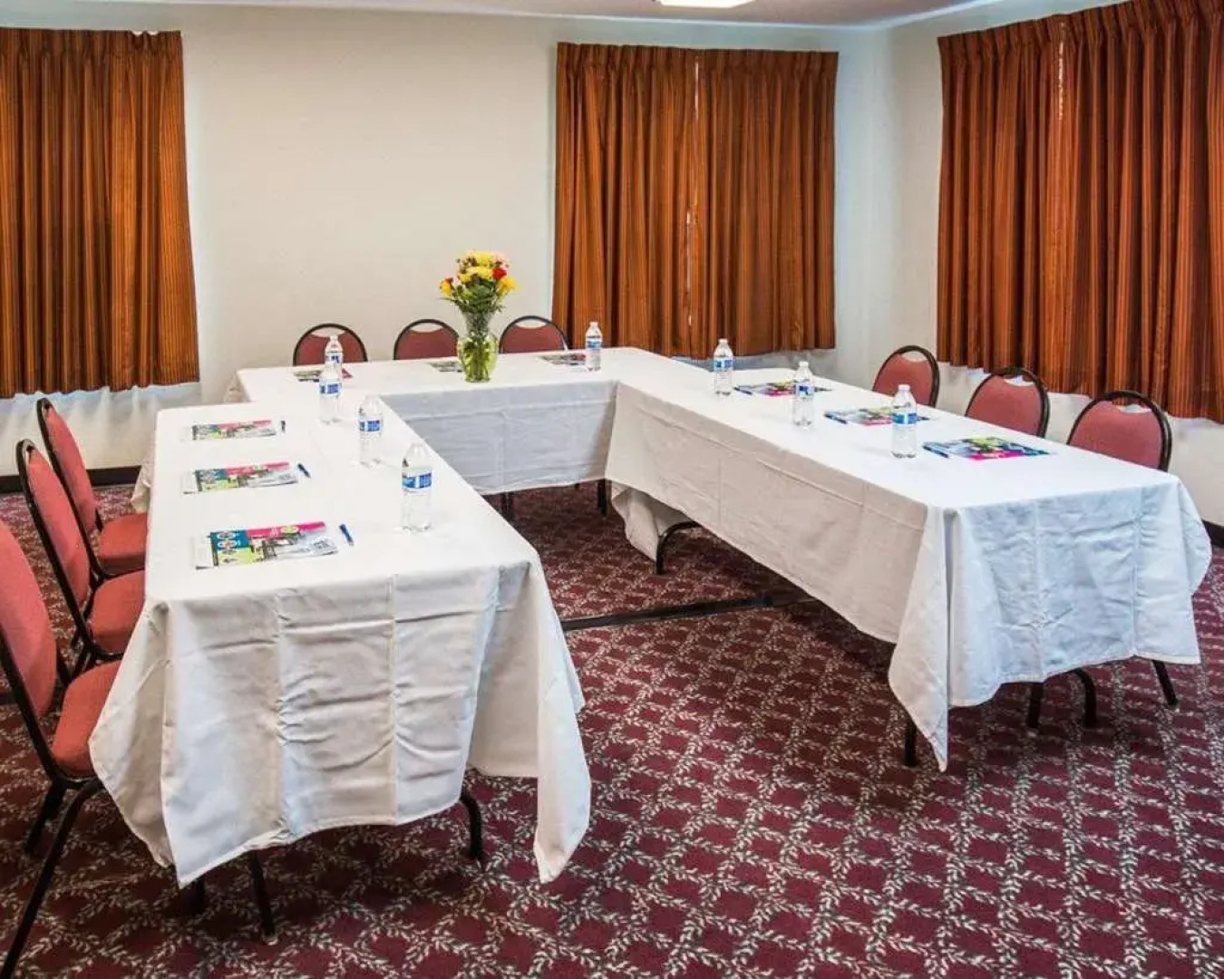 Rodeway Inn Cedar Rapids Westdale