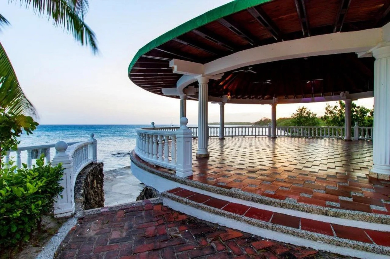 Hotel Cocoliso Island Resort