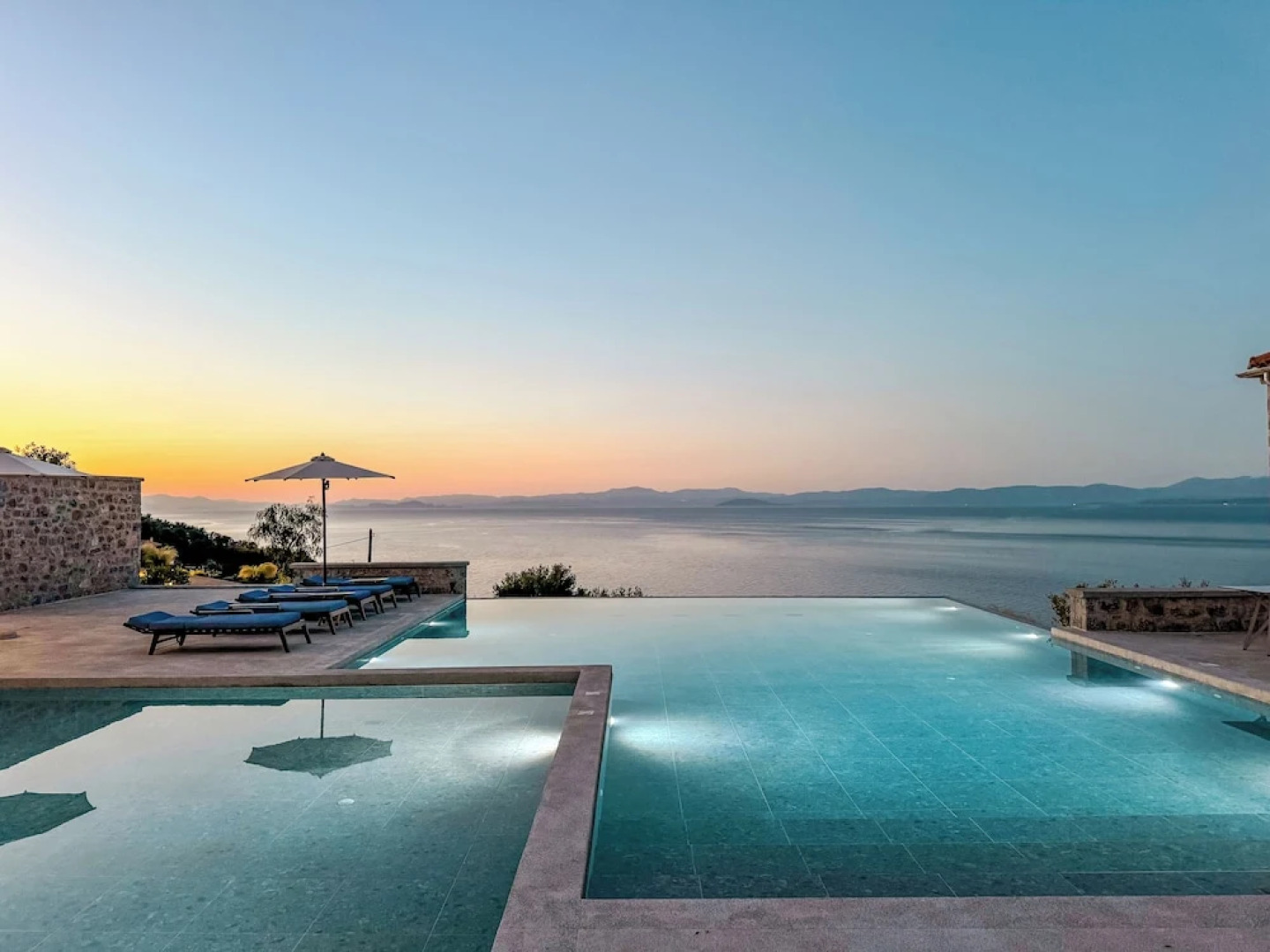 Sampatiki Suites - Seaview Luxury Suites With Breakfast And Spa