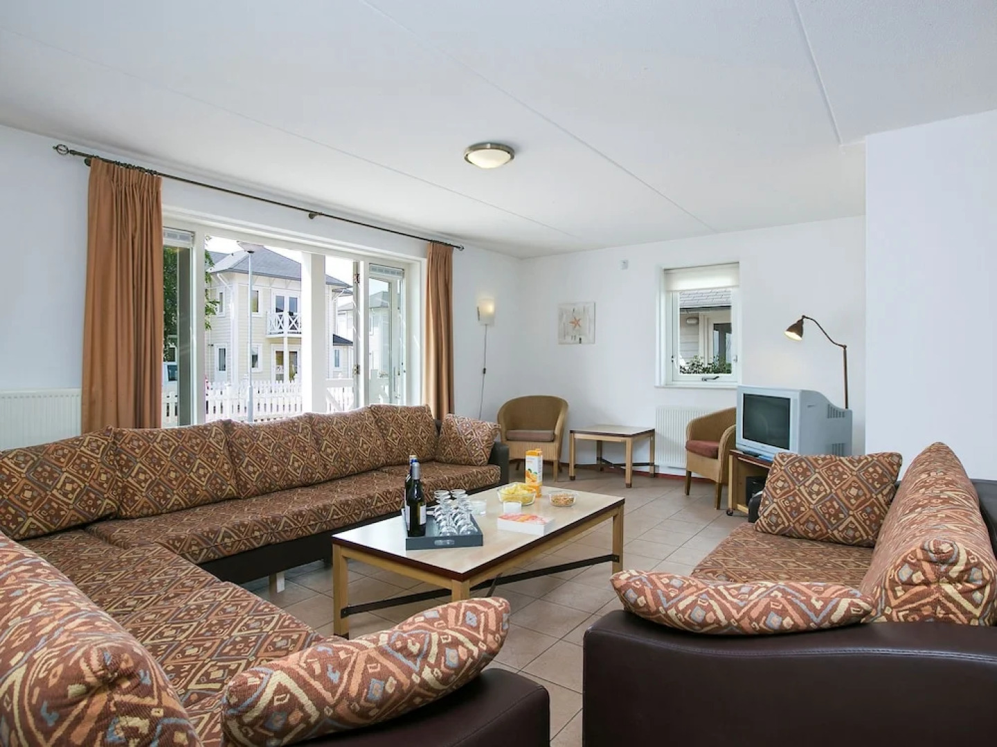 Comfortable Villa With Four Bathrooms, at 9 km From Rockanje