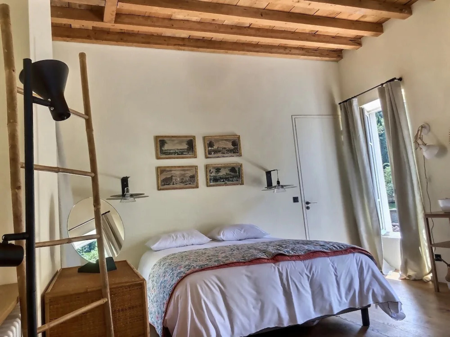 Lyon Country House La Tour de Garde