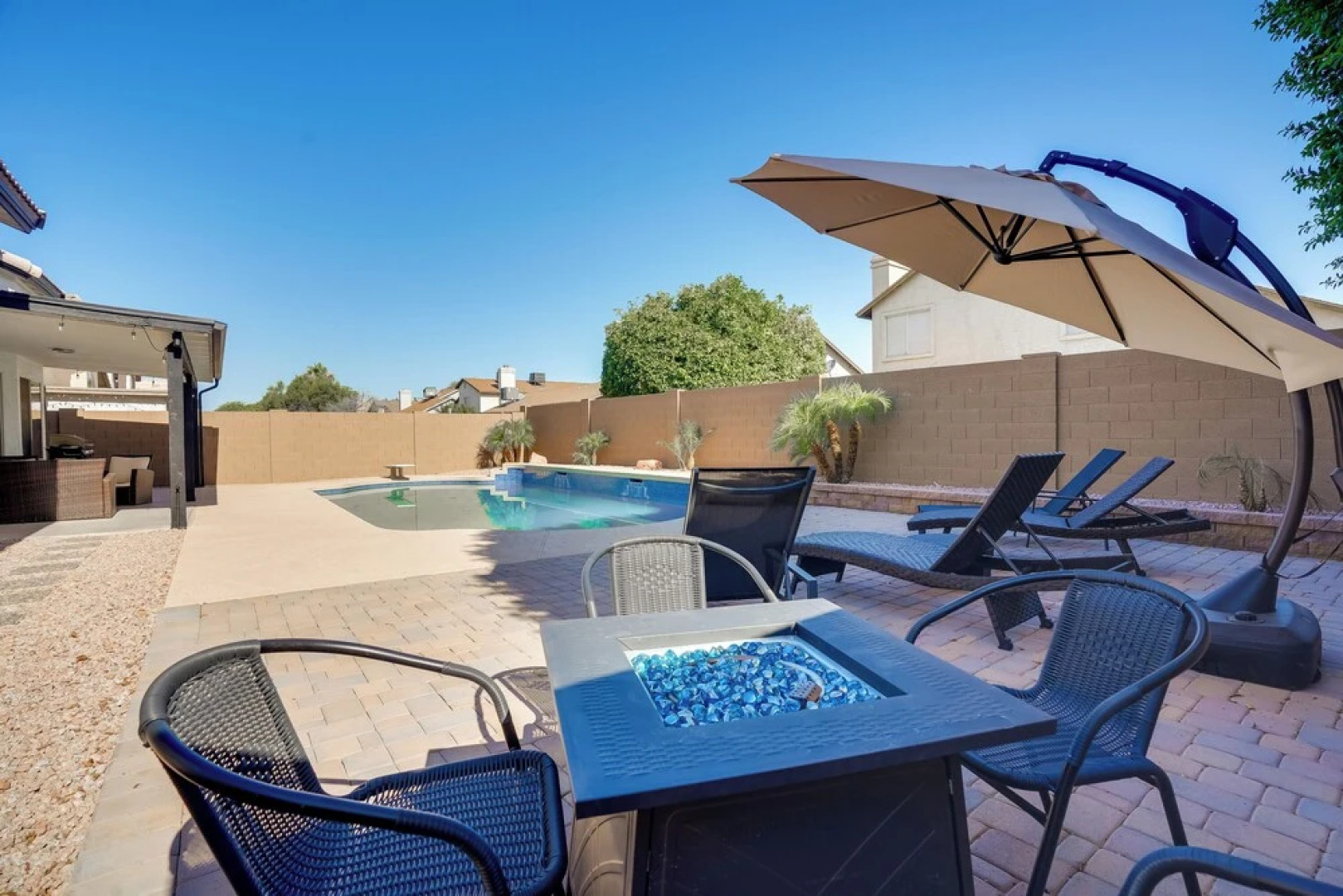 Heated Pool, 2 Mi to Dtwn: Central Peoria Home!