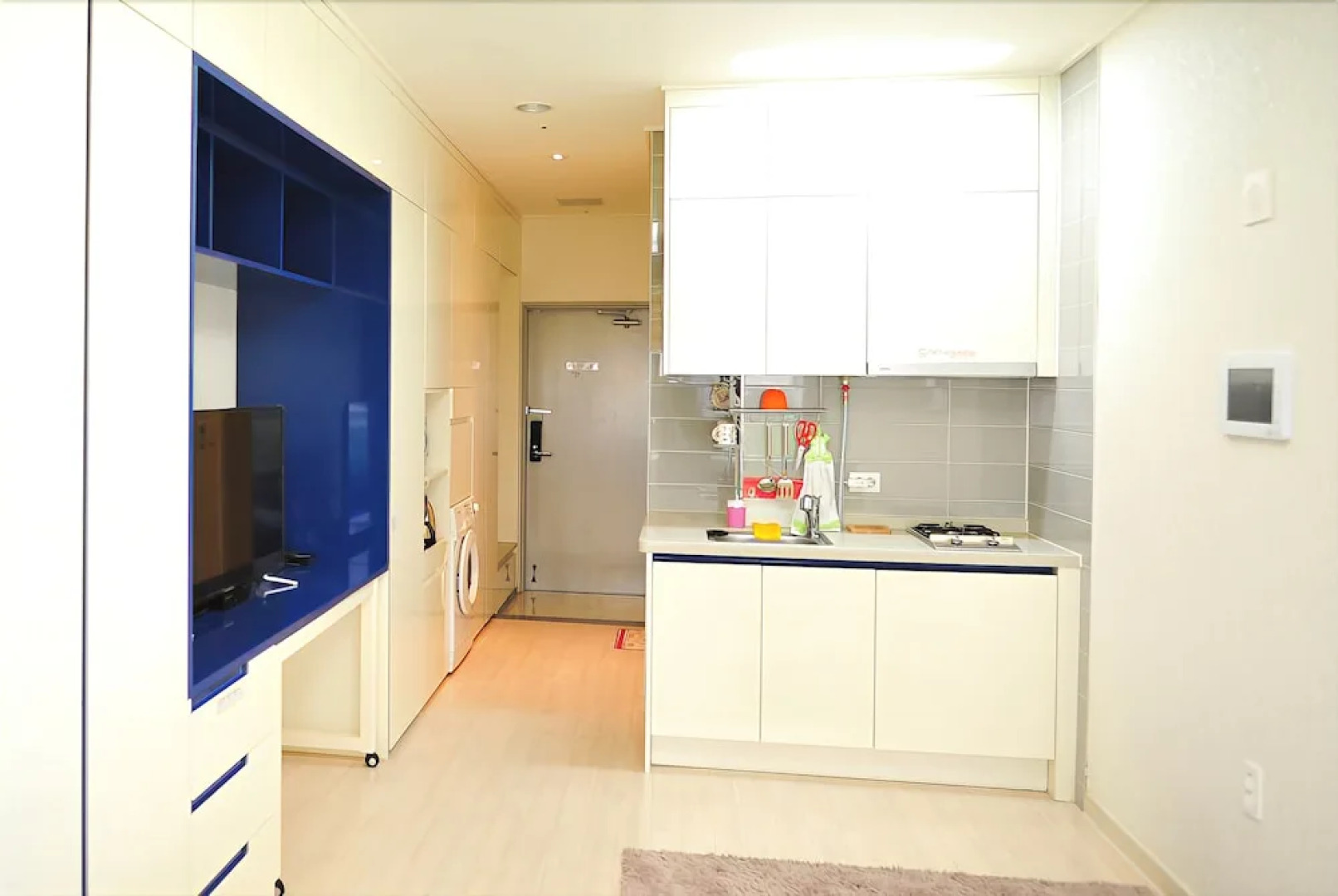 Hitomorrow Residence