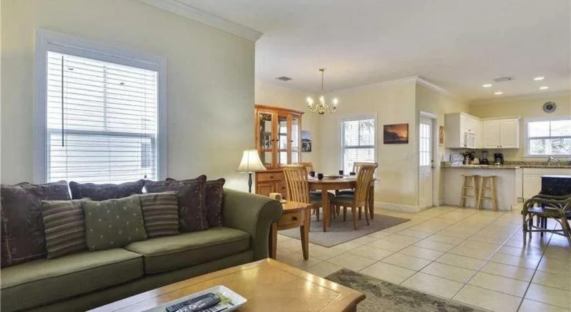 Coral Garden by Avantstay Great Location w/ Balcony & Shared Pool