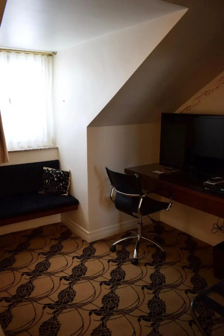 Le Manoir d'Auteuil - Par Aneyro