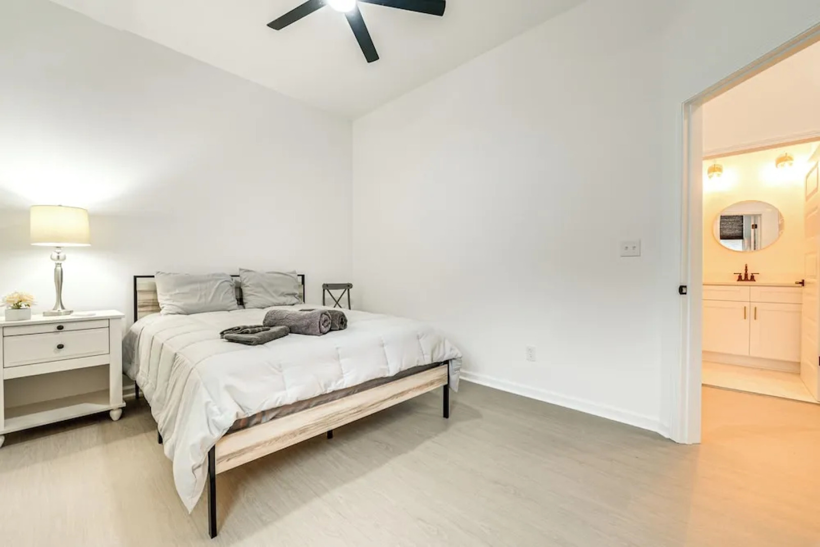 Walk to Downtown! Modern Hogansville Home w/ Patio