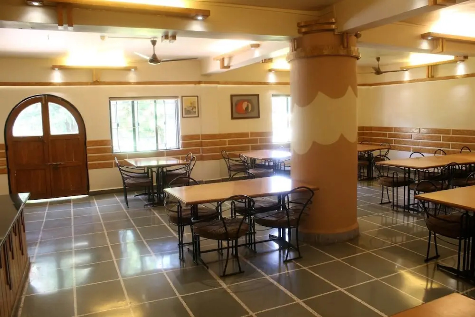 V Resorts Anandvan Wai