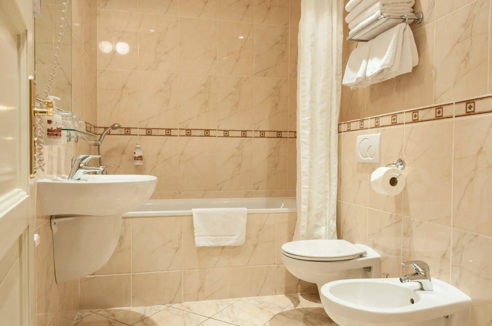 Hotel Raffaello Prague