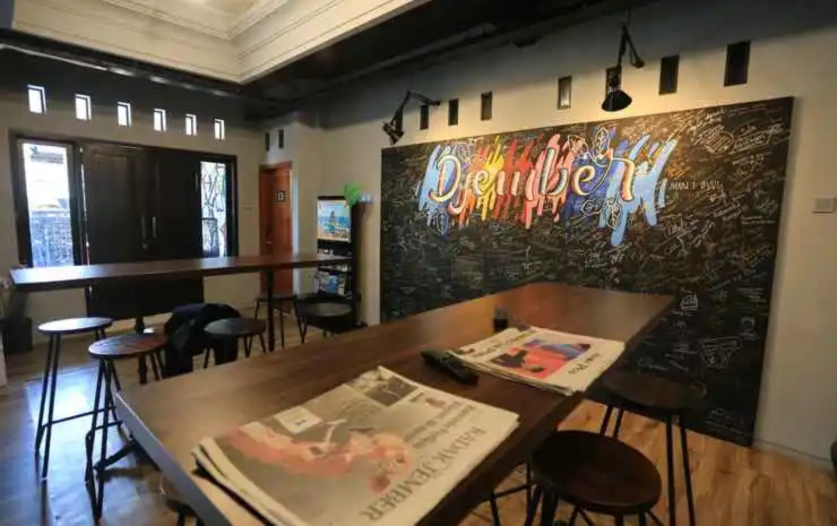 InnBox Capsule Hotel