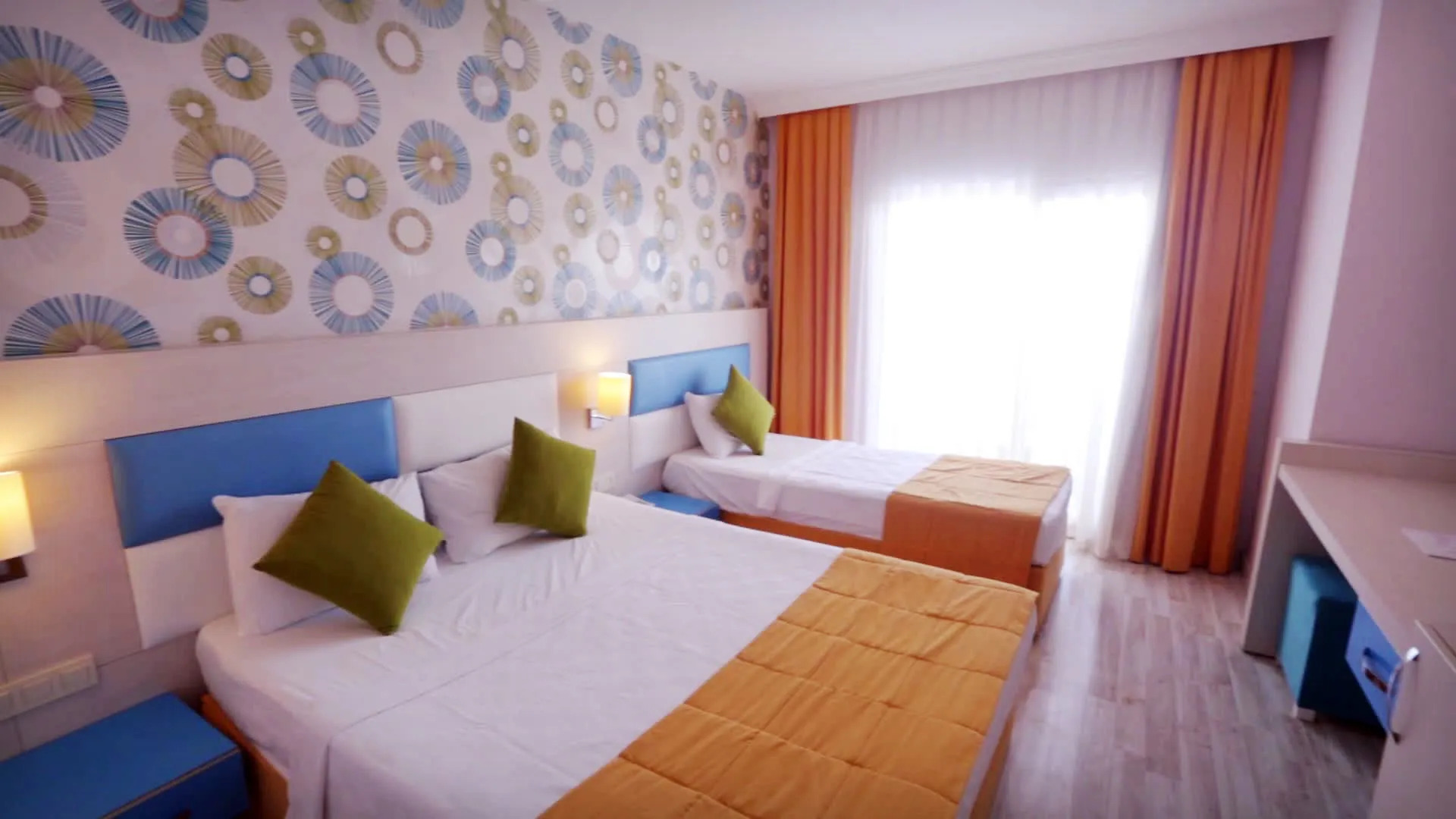 Side Win Hotel & Spa