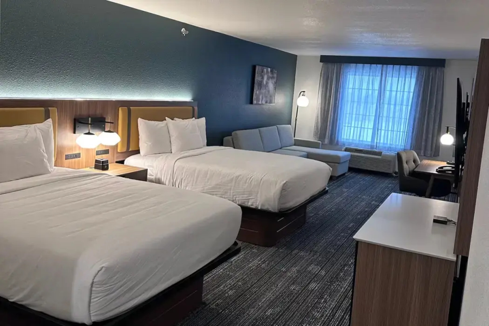 Highland Suites Minot