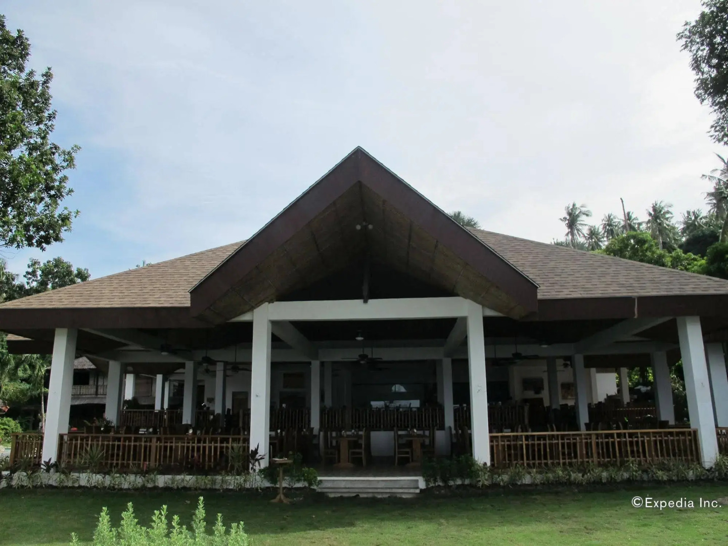 Coco Beach Island Resort