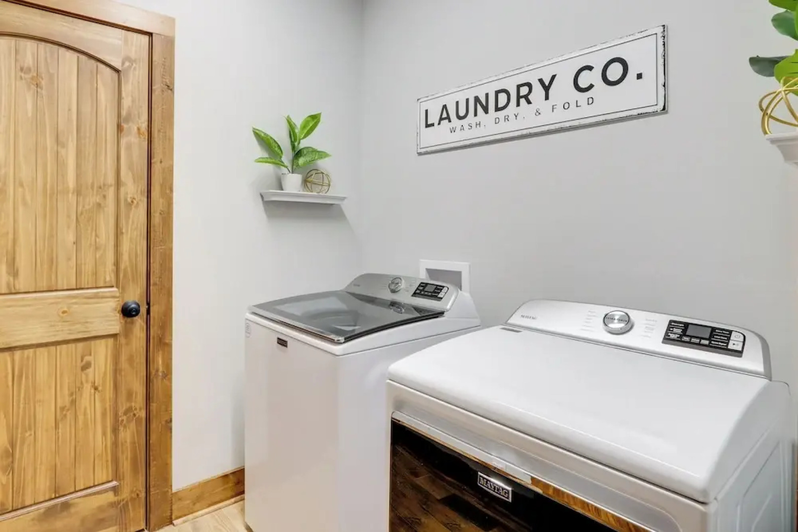 'lakeside Paradise' in Ellijay: Hot Tub, Fire Pit