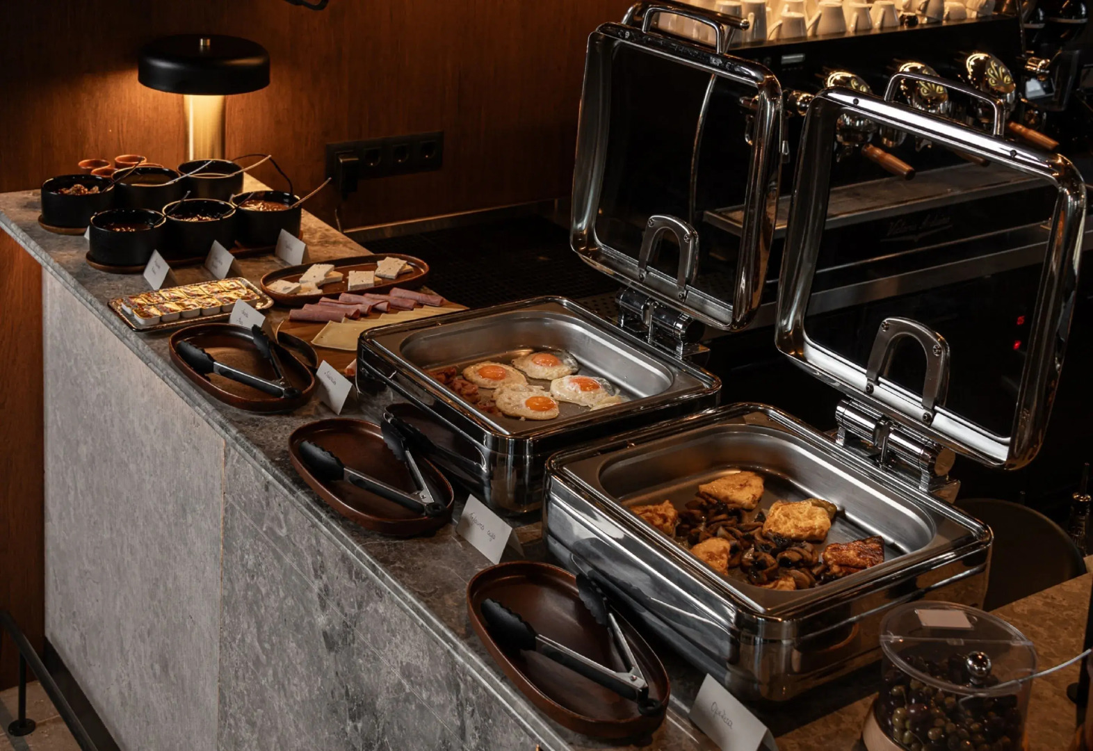 Unedo All Seasons Hotel