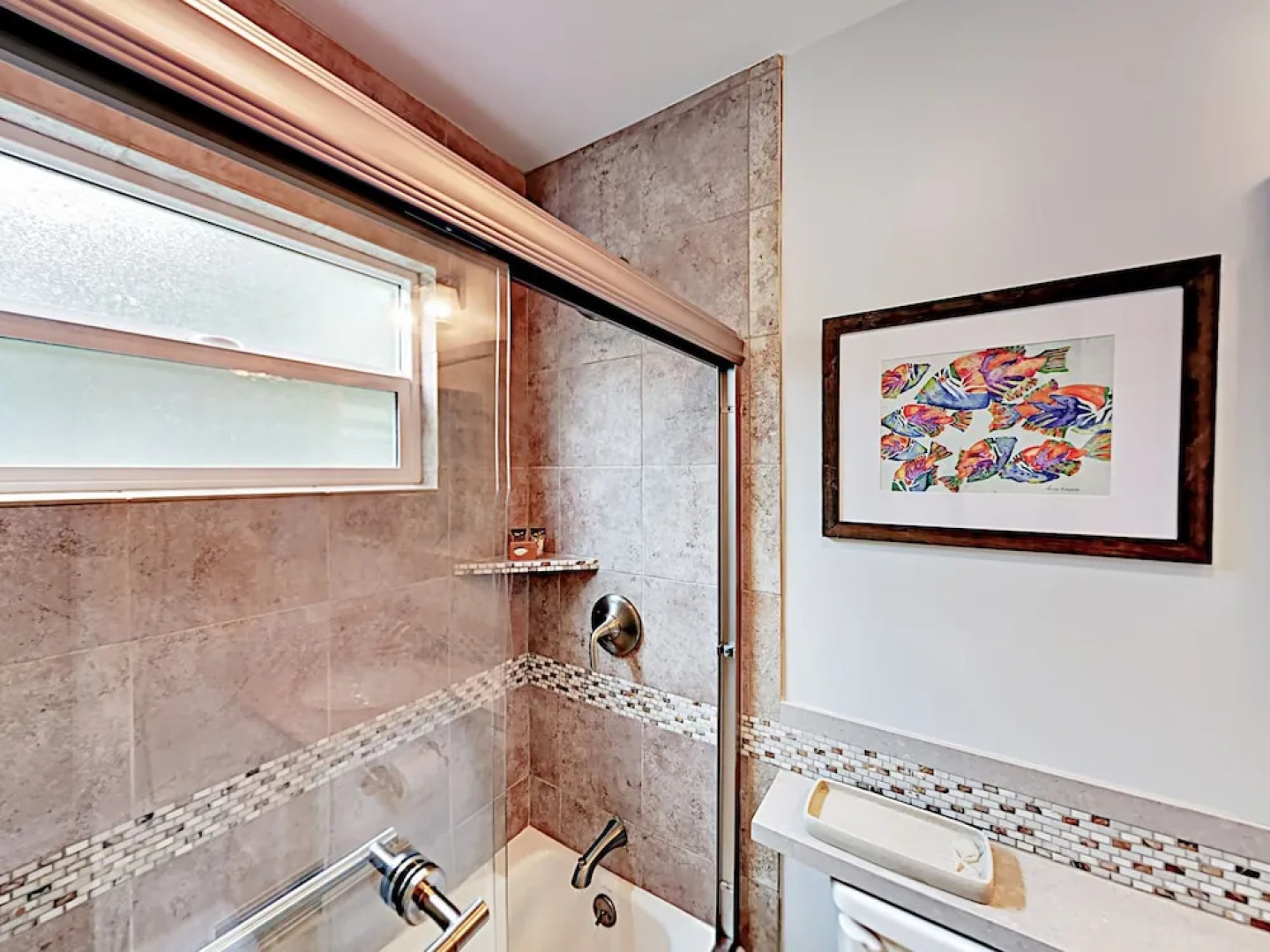 Bright 3BR Main Street El Segundo by RedAwning