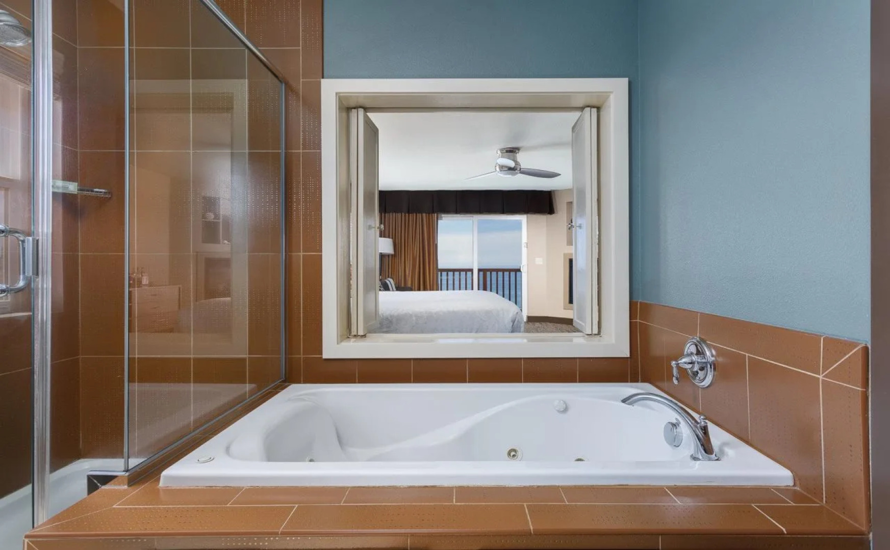 The Coho Oceanfront Lodge