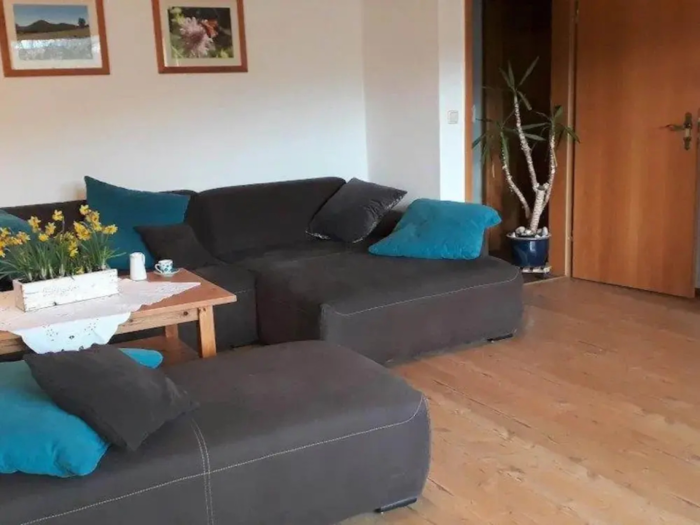 Quiet Holiday Home With Terrace