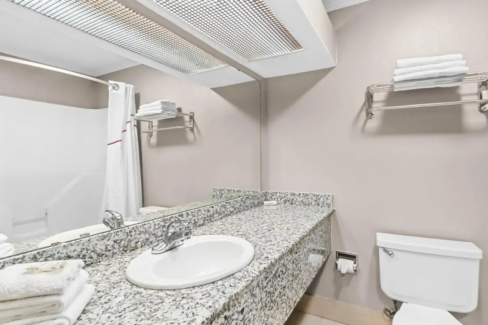 Red Roof Inn Lexington - Hamburg