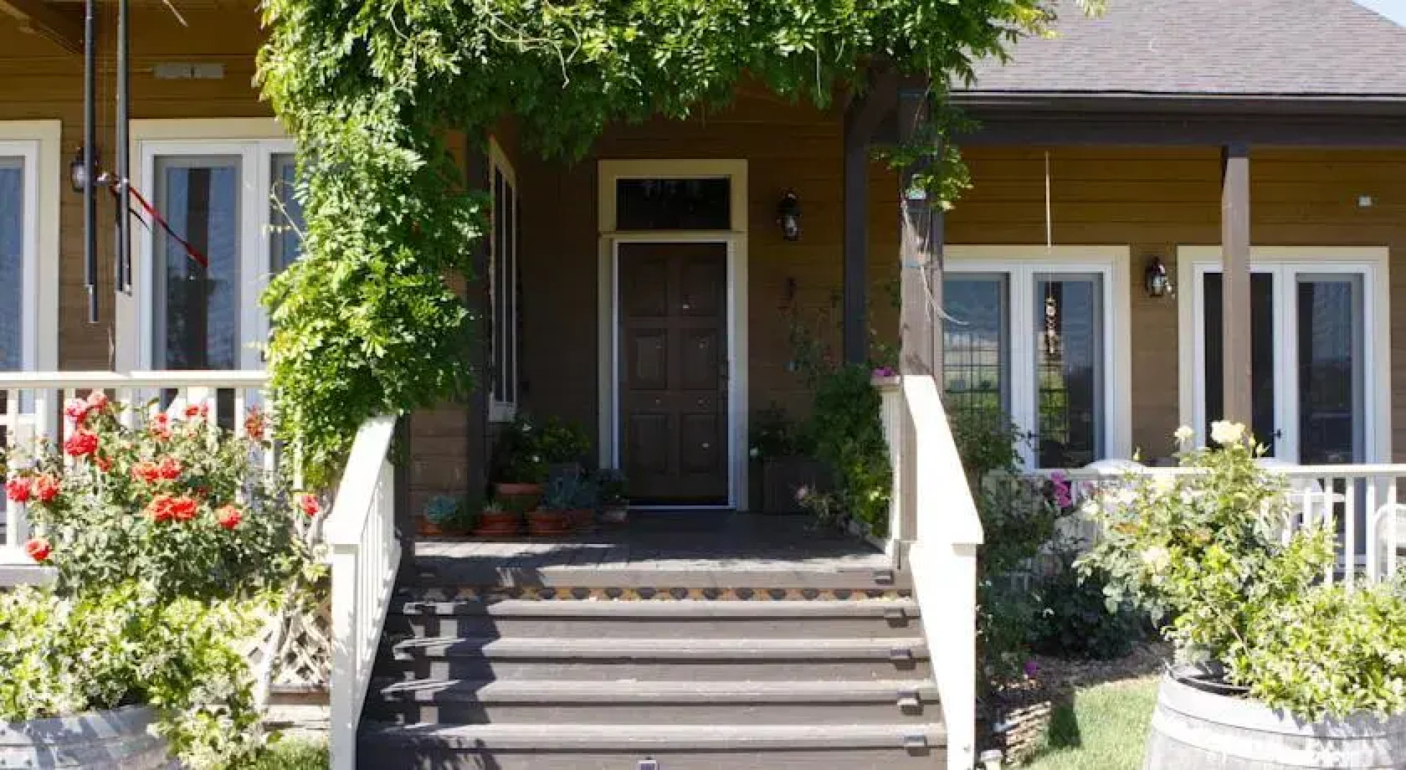 Honey Oak House at Laraneta Vineyards