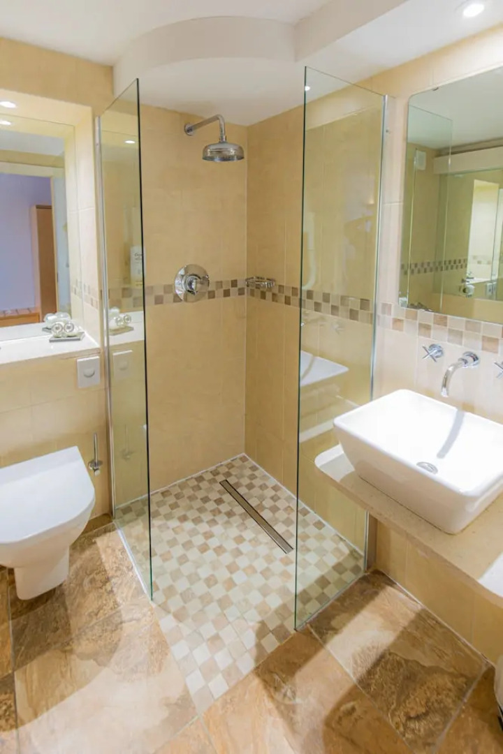 The Olde Barn, Sure Hotel Collection by Best Western