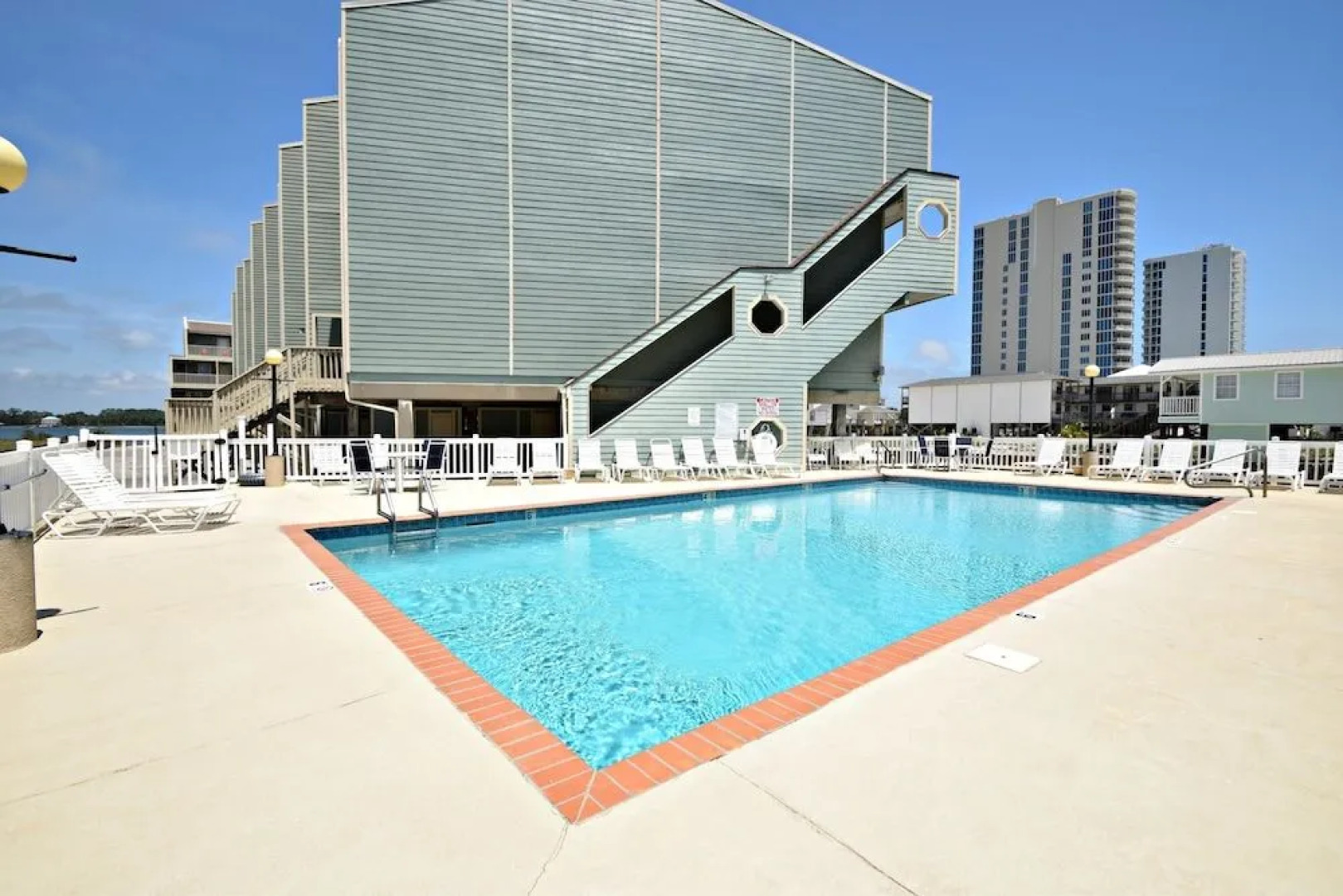 Summerhouse West A203 by RedAwning