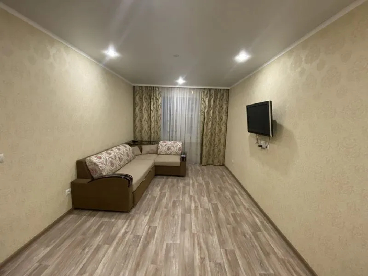 Алатырь Нижневартовск, ул. Мира, д. 38