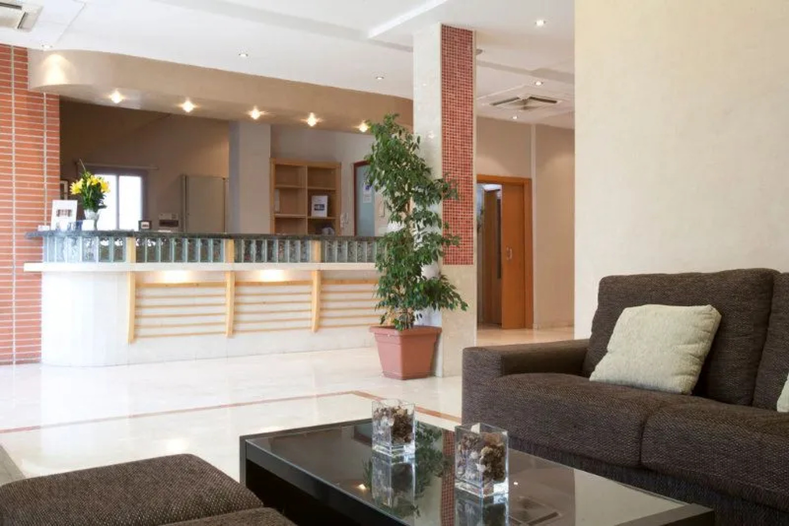 Hotel Tocina Business