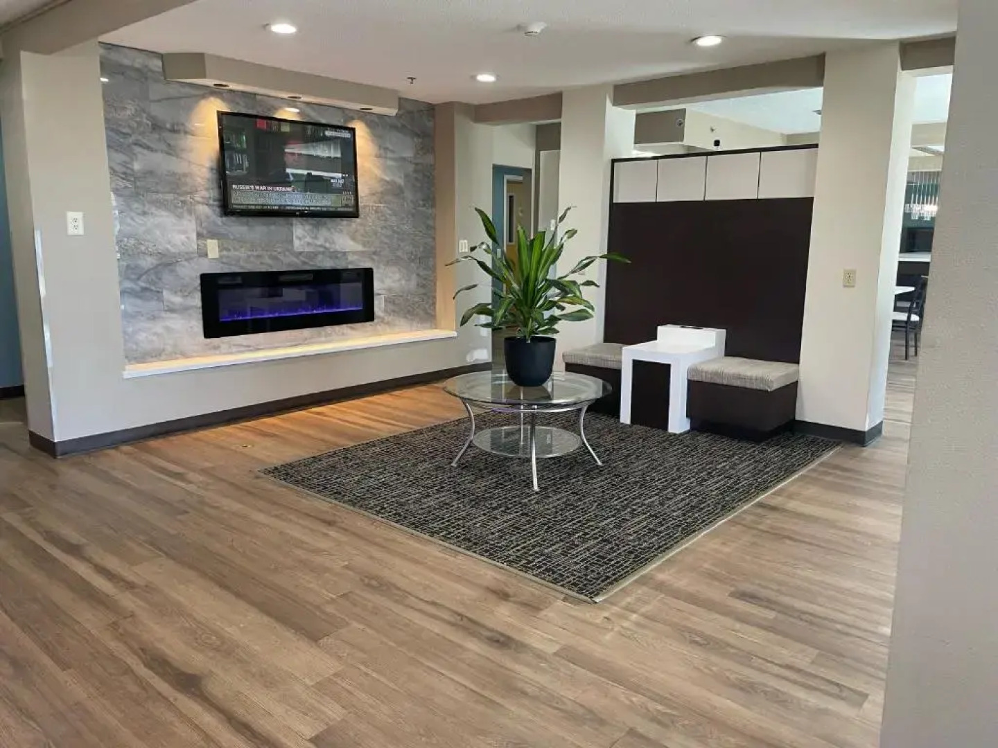 Days Inn & Suites by Wyndham Boardman