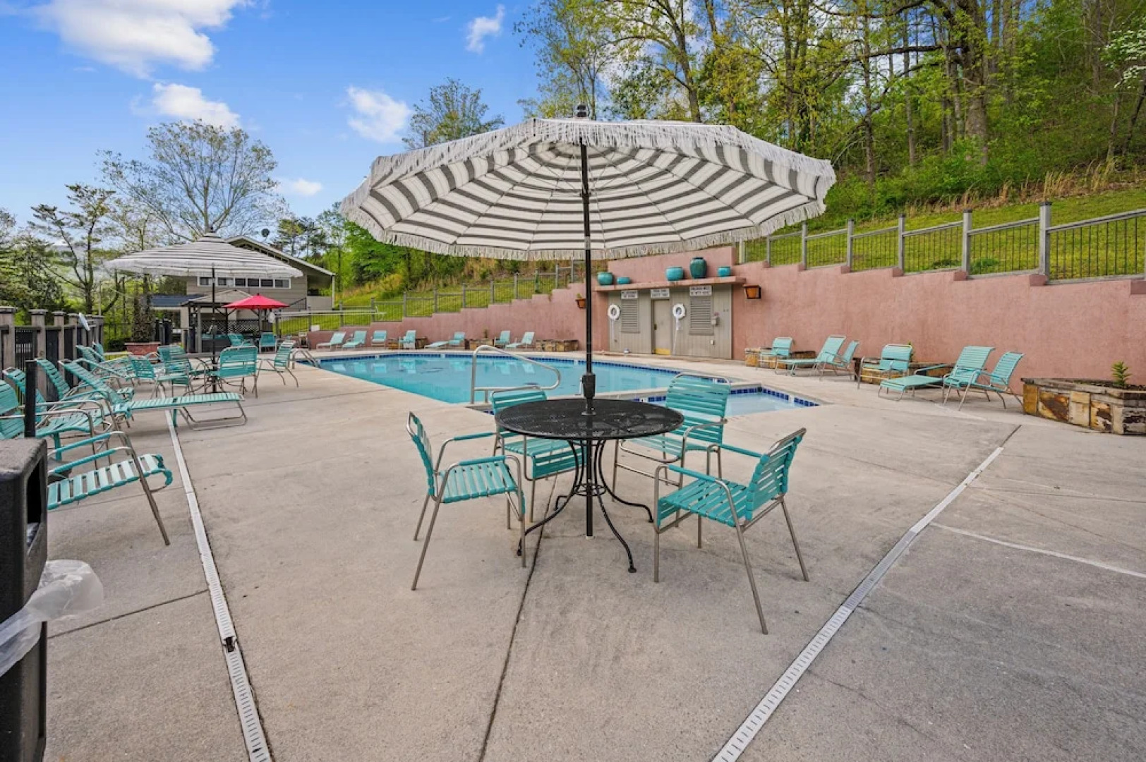 Country Town N Suites