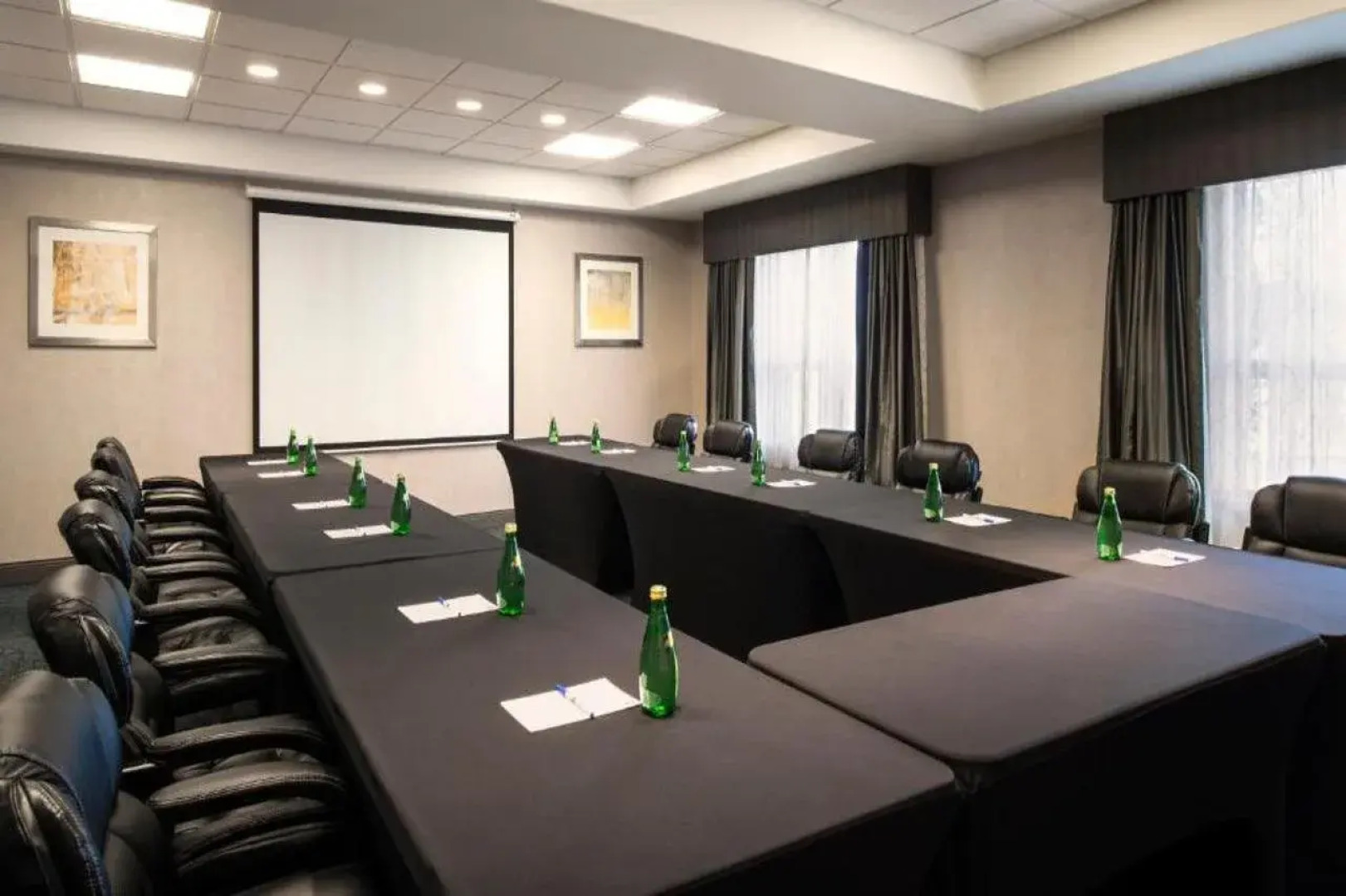 Holiday Inn Express & Suites Sherwood Park-Edmonton Area by IHG