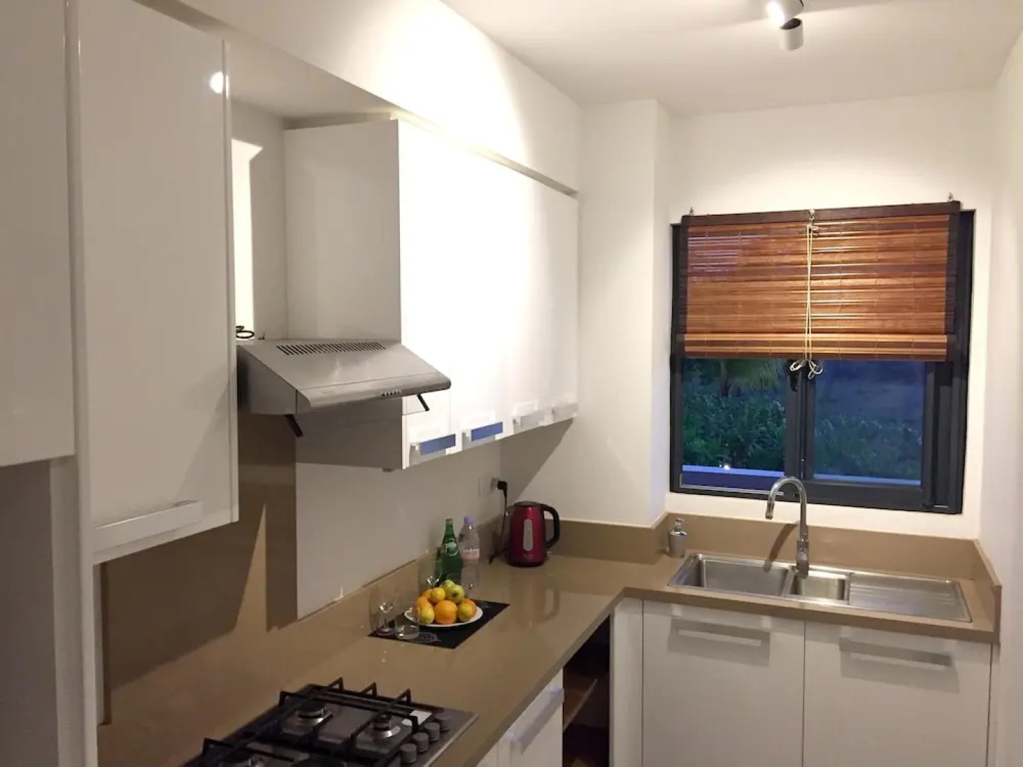 Apartment With 3 Bedrooms in Roches Noires, With Wonderful sea View, P