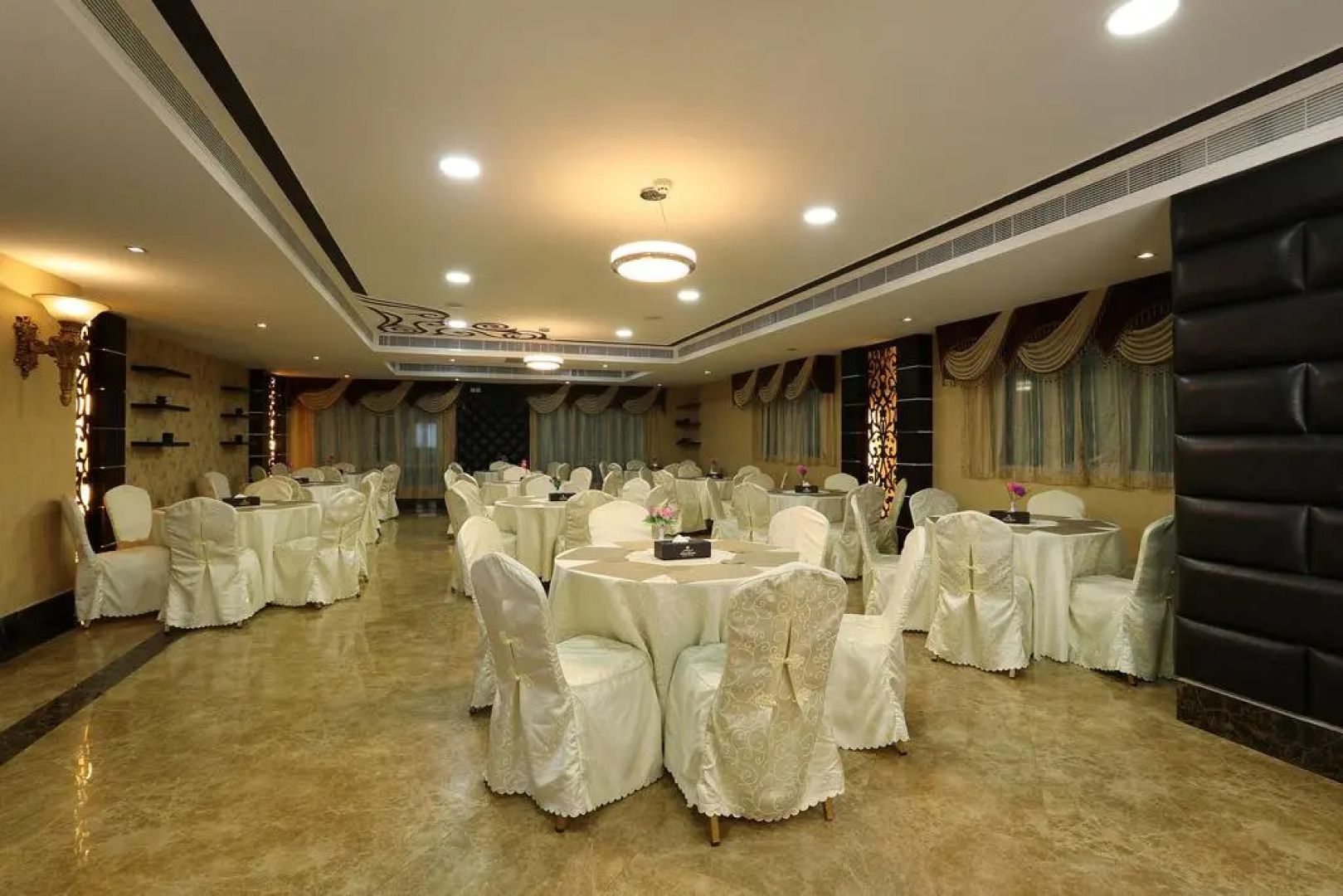 Royal Grand Suite Hotel