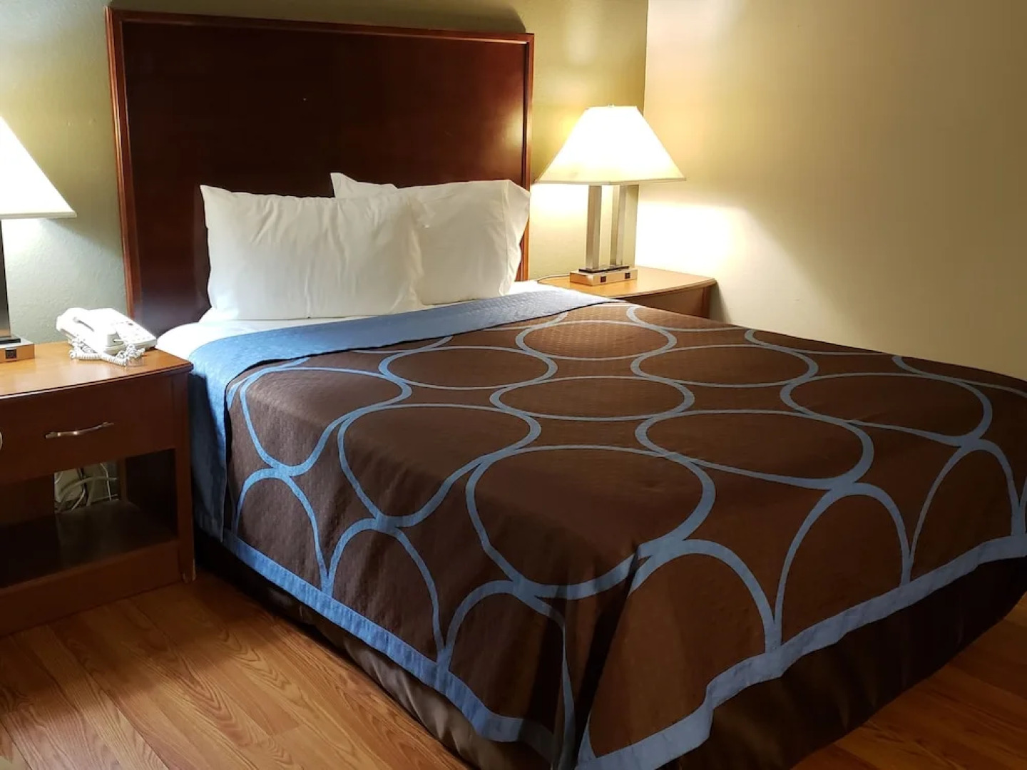 Super 8 Motel - Martinsville