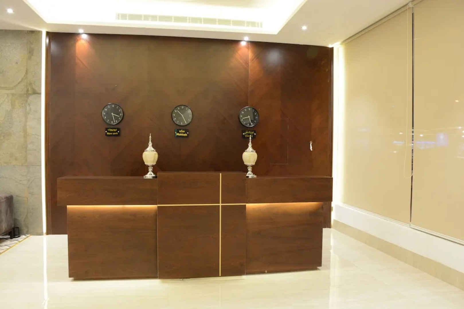 Al-Ewan Hotel Apartments