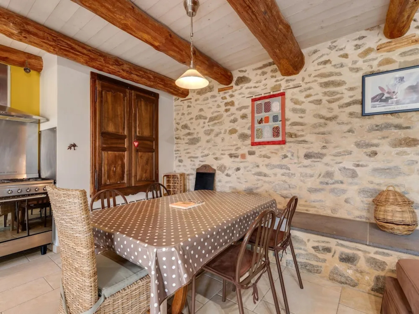 Charming Holiday Home in Saint-beauzire Near Forest